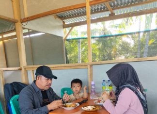 Rasanya Makin Mantap! Penikmat Lontong Tunjang Semakin Puas dan Ketagihan