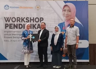 Kemendikdasmen dan Komisi X DPR Gelar Workshop Digitalisasi Pembelajaran di Bengkulu