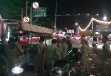 PKL DI DAERAH MILIK JALAN SOEPRAPTO PINDAHKAN DAGANGAN USAI DITERTIBKAN SATPOL PP KOTA BENGKULU